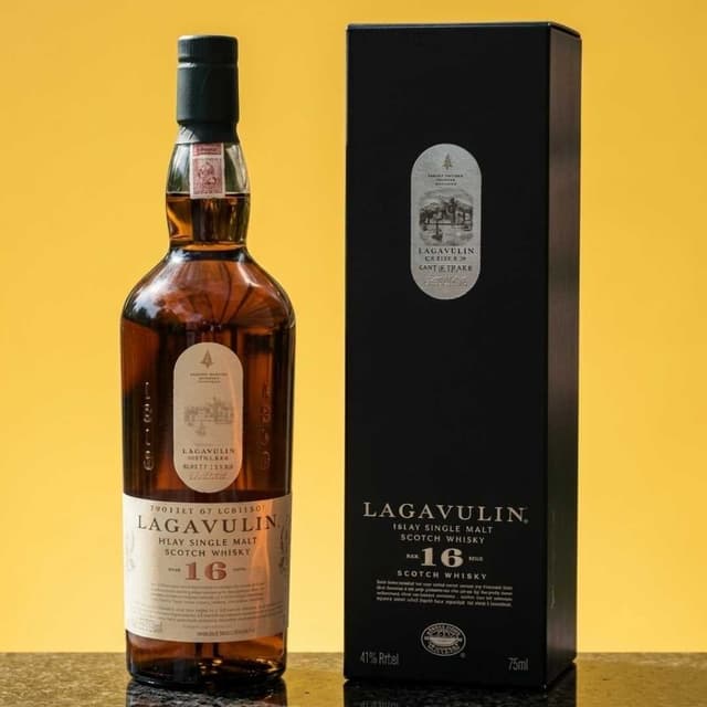 Lagavulin 16 Year Old
